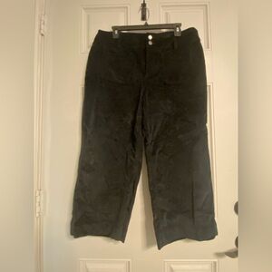 T29- STUDIO PARK x AMY STRAN Black Ribbed Velvet Corduroy Crop Pants